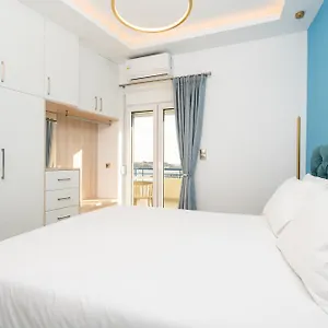 Secret View Apartment, With Private Jacuzzi Appartement